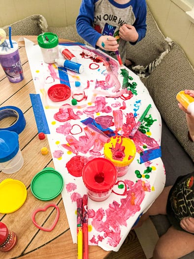 Kids painting, how to display kids art, diy heart art. kids painting
